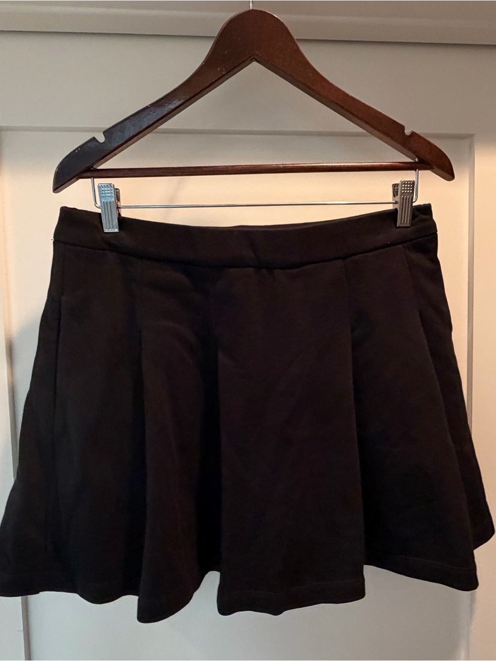 Express Black Skort - Women’s Medium
